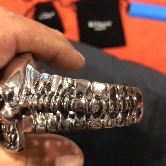 Large skull bracelet new - Picture 6 of 6